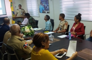Instructivo impartido por el encargado de Recursos Humanos a los subdirector y encargado sobre Evaluacion de Desempeño.