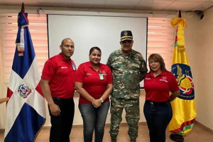 Colaboradores pertenecientes al Banco de Sangre y Hemoderivados de las Fuerzas Armadas, visitaron las instalaciones de la SVSP.
